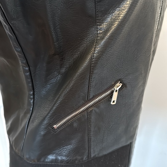 Dynamite vegan coat - Picture 7 of 9